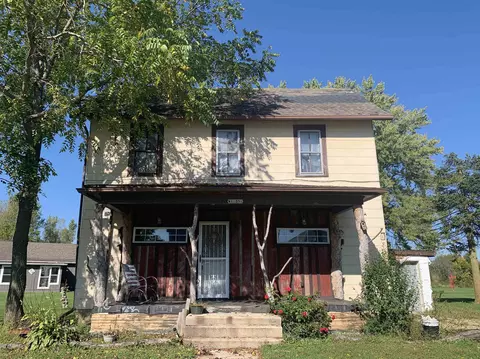 w12350 Wisconsin 16 # 60, Columbus, WI 53925