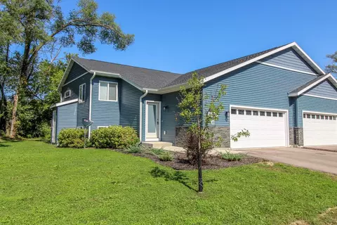 1024 N Watertown Ave, Jefferson, WI 53549