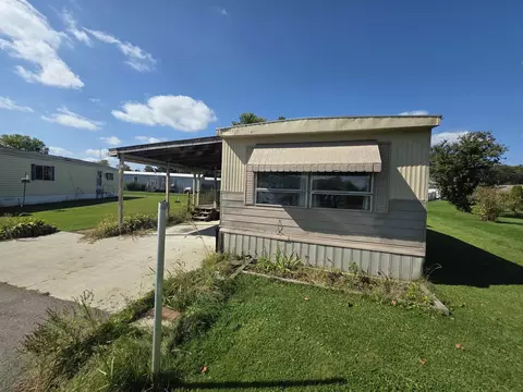713 Lisa Sq, Tomah, WI 54660