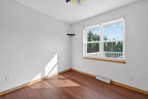 Bedroom - 1077 Gas Light Dr, Sun Prairie, WI 53590 photo 1 of 6