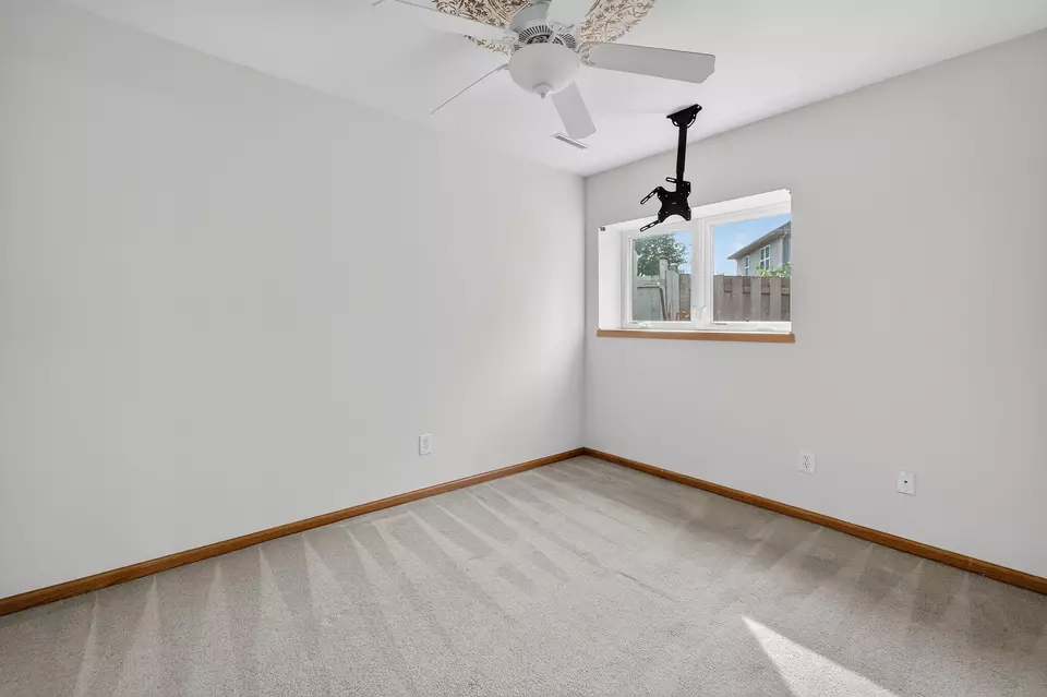 Bedroom - 1077 Gas Light Dr, Sun Prairie, WI 53590 photo 5 of 6