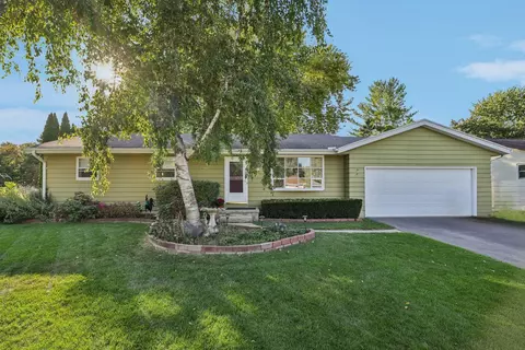 960 Bruce St, Sun Prairie, WI 53590
