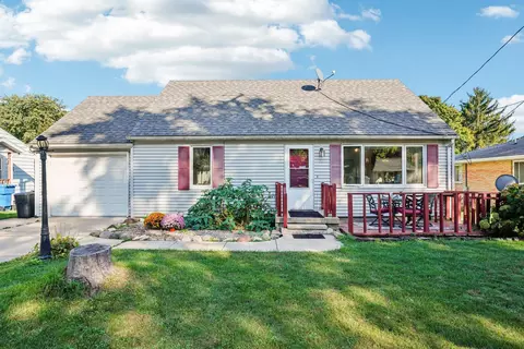 1517 Center St, Watertown, WI 53098