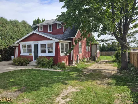 380 Adams St, Waterloo, WI 53594