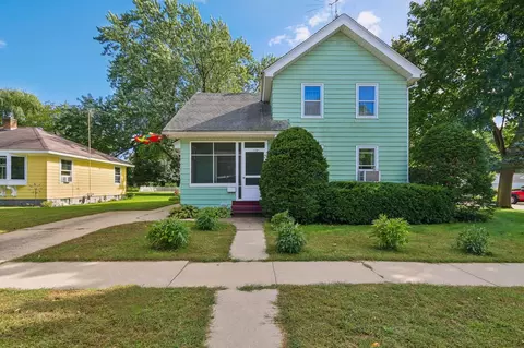 118 Washington Ave, Sauk City, WI 53583