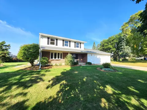5877 Valleyhigh Dr, Madison, WI 53718