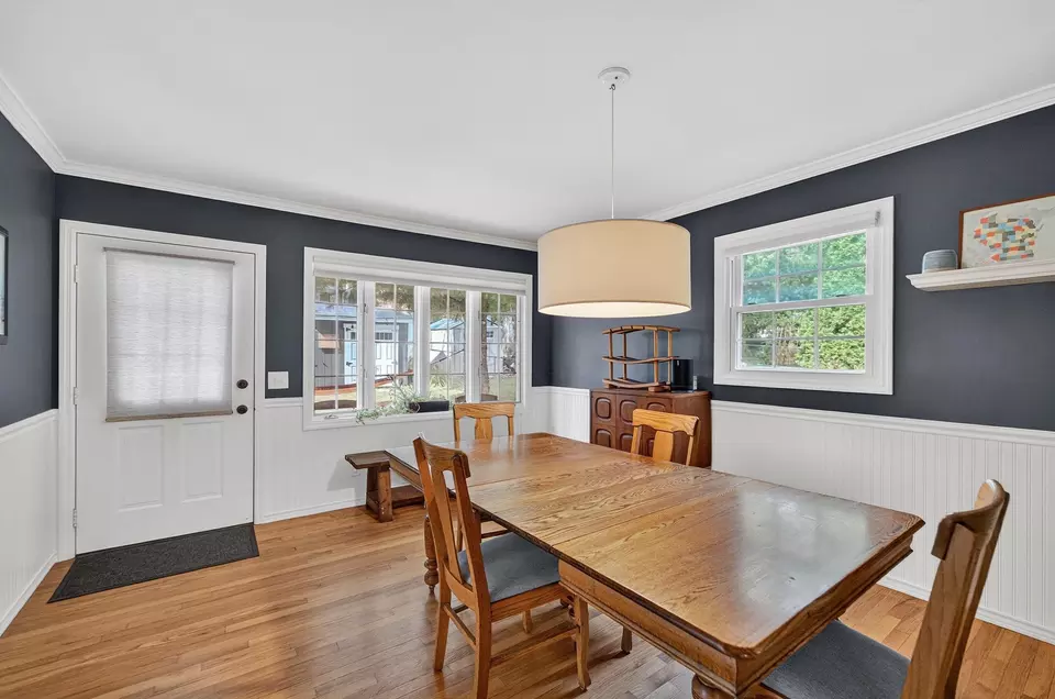 Dining - 460 Glenway St, Madison, WI 53711 photo 2 of 3
