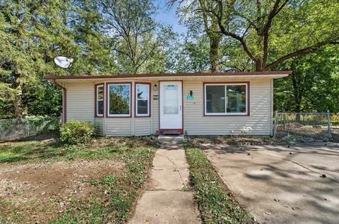 409 W Bridge St, Mazomanie, WI 53560