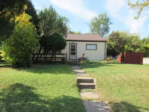 834 Beloit Ave, Janesville, WI 53545