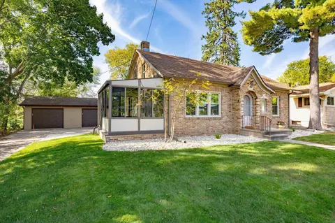 437 N Main St, Oregon, WI 53575