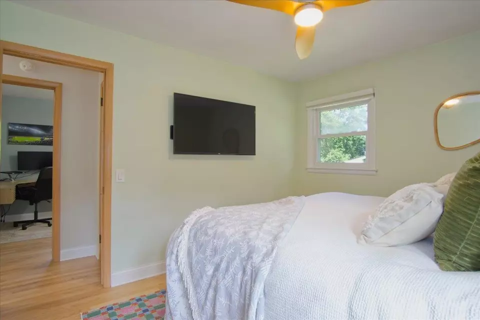 Bedroom - 5017 Regent St, Madison, WI 53705 photo 3 of 7