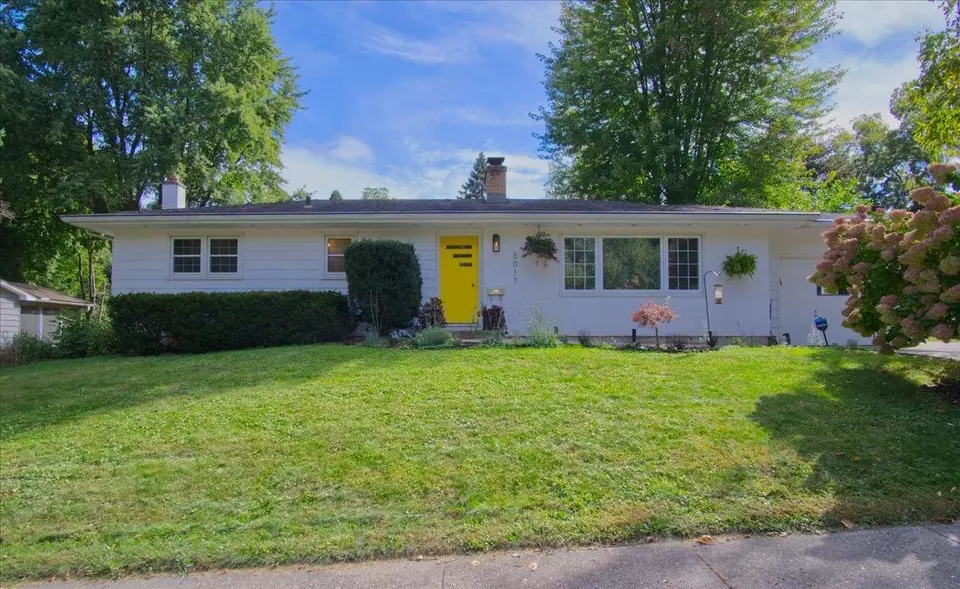 Exterior - 5017 Regent St, Madison, WI 53705 photo 2 of 9