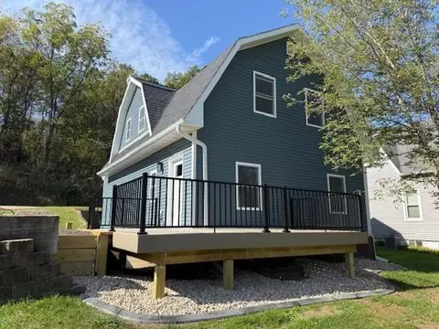 55 2nd St, New Glarus, WI 53574