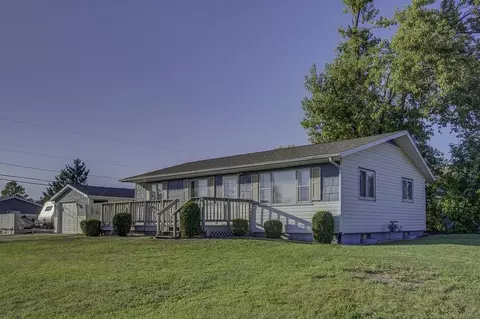 534 Roosevelt Ave, Janesville, WI 53546