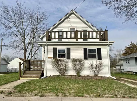 1216 Garfield Ave, Beloit, WI 53511