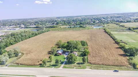 3247 County Highway H Rd, Sturtevant, WI 53177