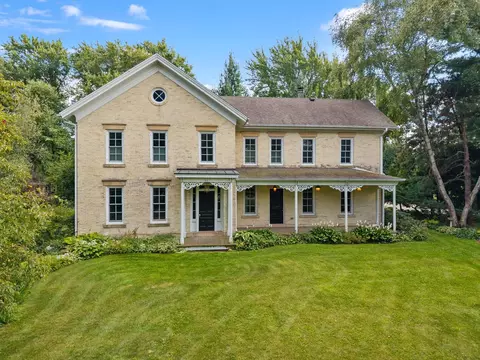 8561 Airport Rd, Middleton, WI 53562