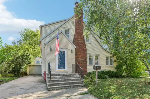 325 Warren Ave, Reedsburg, WI 53959