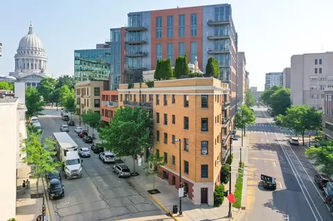 121 S Hamilton St #202, Madison, WI 53703