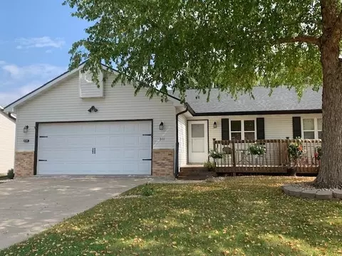 311 Marlboro Ave, Edgerton, WI 53534