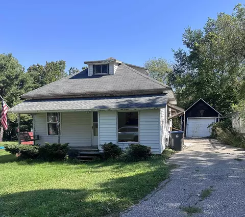 718 S Main St, Westfield, WI 53964