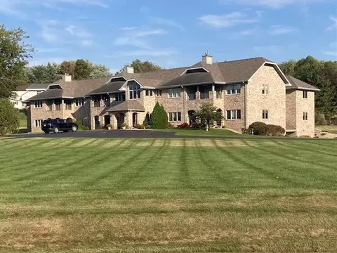 778 Hillside Ter UNIT L, Ripon, WI 54971