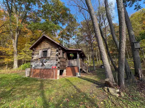12461 River Road Rd, Soldiers Grove, WI 54655