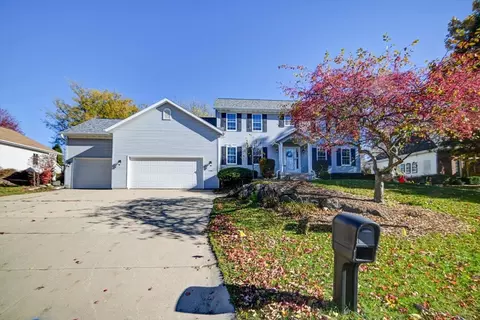 1191 Mcmahon Dr, Sun Prairie, WI 53590