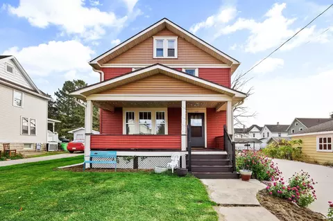 109 La Crosse St, Beaver Dam, WI 53916