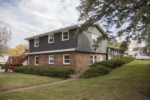 1019 3rd St, Reedsburg, WI 53959