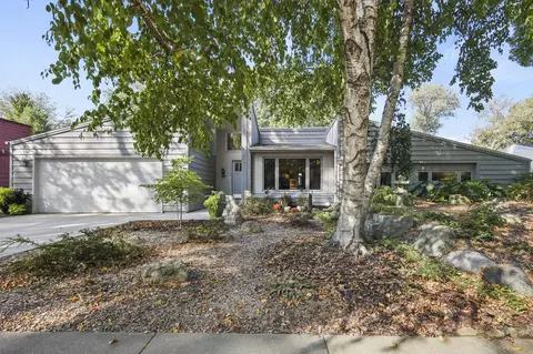 314 Oldfield Rd, Madison, WI 53717