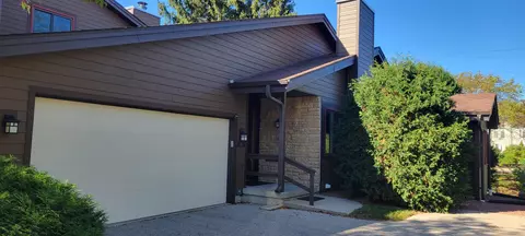 6 Loon Ln, Madison, WI 53717