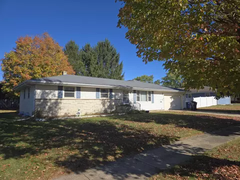 2619 Rutledge Ave, Janesville, WI 53545