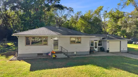 n6163 Duck Creek Road, Pardeeville, WI 53954