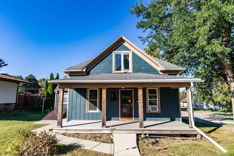 134 E North St, Dodgeville, WI 53533