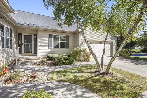 7032 Havenswood Dr, Madison, WI 53718