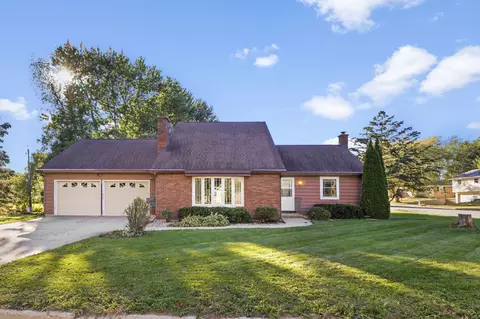 304 Barbara St, Verona, WI 53593