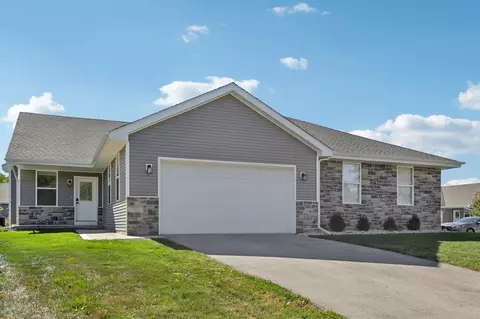 217 W Meadows Dr, Edgerton, WI 53534