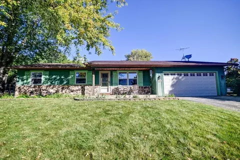 4188 Oak St, Mcfarland, WI 53558