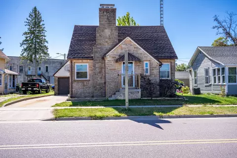 111 W Bridge St, New Lisbon, WI 53950