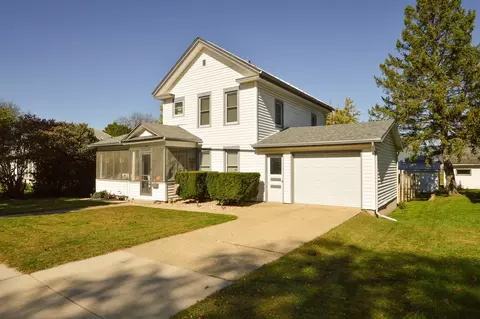 209 Adams St, Boscobel, WI 53805