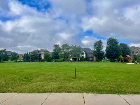651 Inverness St, Oregon, WI 53575