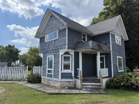 10248 E County Rd A, Janesville, WI 53545