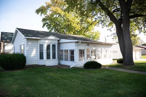 301 N Superior Ave, Tomah, WI 54660