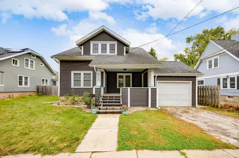 722 W Sherman Ave, Fort Atkinson, WI 53538
