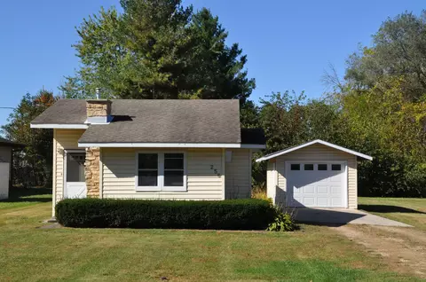 256 S Wood St, Spring Green, WI 53588