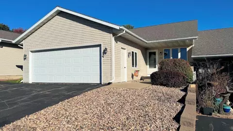 1559 N Dewey Ave, Reedsburg, WI 53959