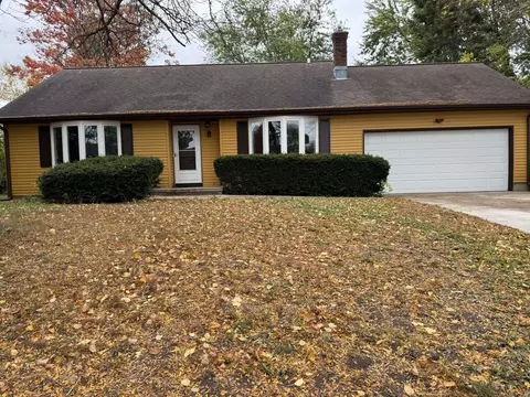 3573 Rankin Rd, Mcfarland, WI 53558