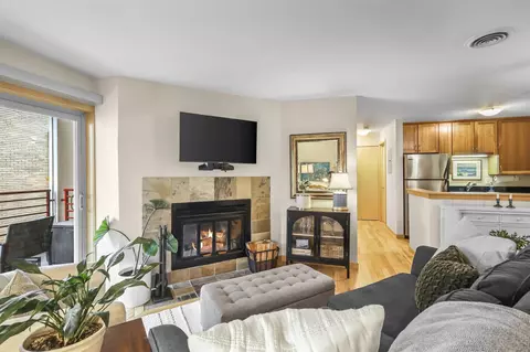 311 N Hancock St #223, Madison, WI 53703