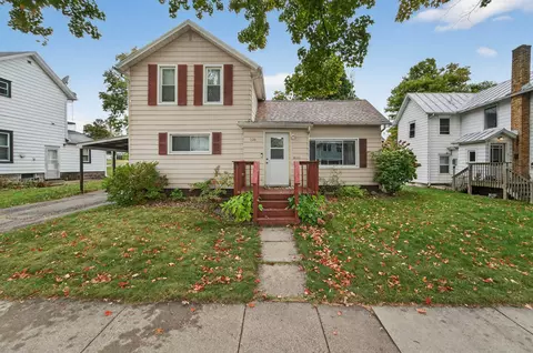326 3rd Ave, Baraboo, WI 53913